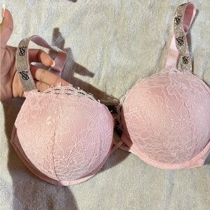 Victoria’s Secret bra